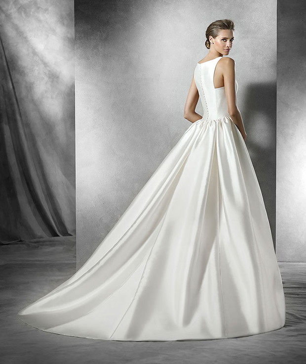 suknia ślubna Pronovias