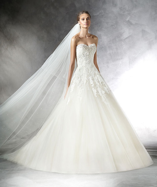 suknia ślubna Pronovias