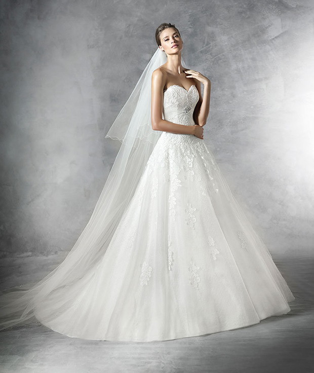 suknia ślubna Pronovias