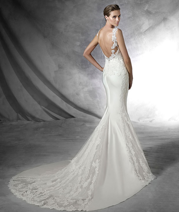 suknia ślubna Pronovias