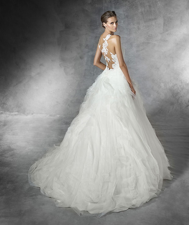 suknia ślubna Pronovias