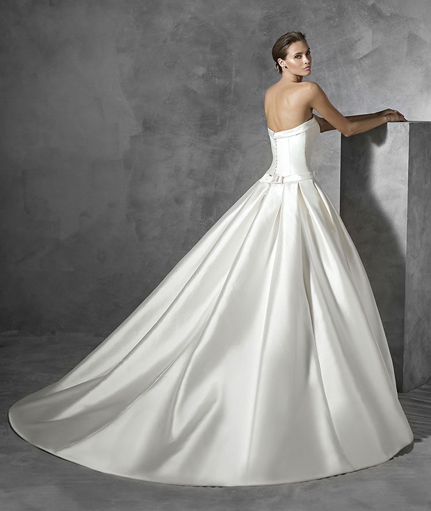 suknia ślubna Pronovias