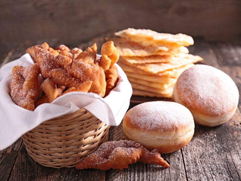faworki przepis na faworki i pączki, faworki przepisy
