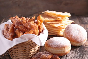 faworki przepis na faworki i pączki, faworki przepisy