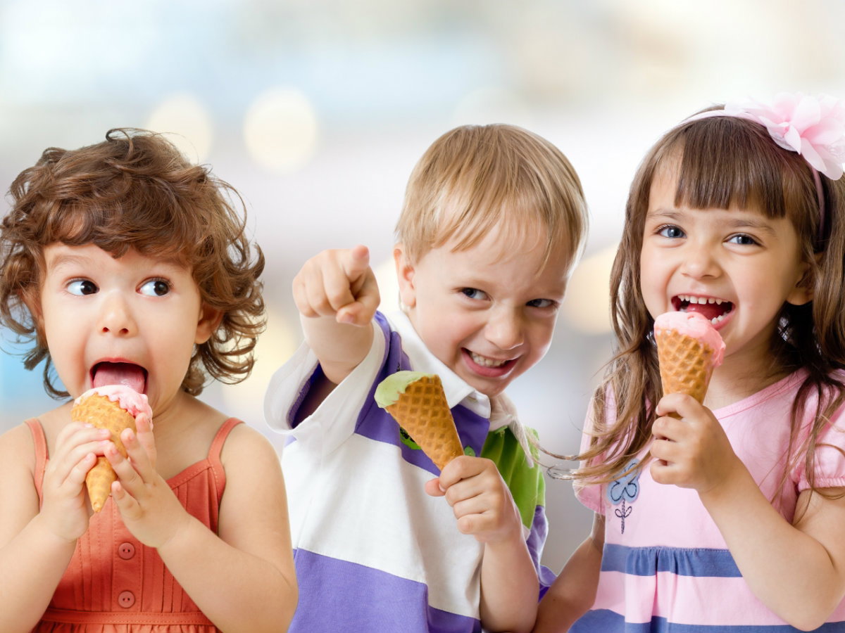 dzieci i lody