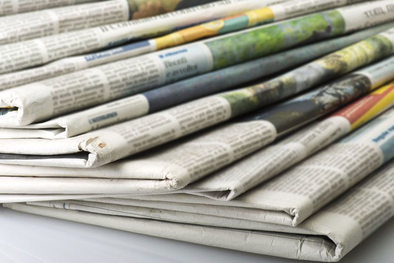 co zrobić ze starymi gazetami, nietypowe zastosowanie gazet