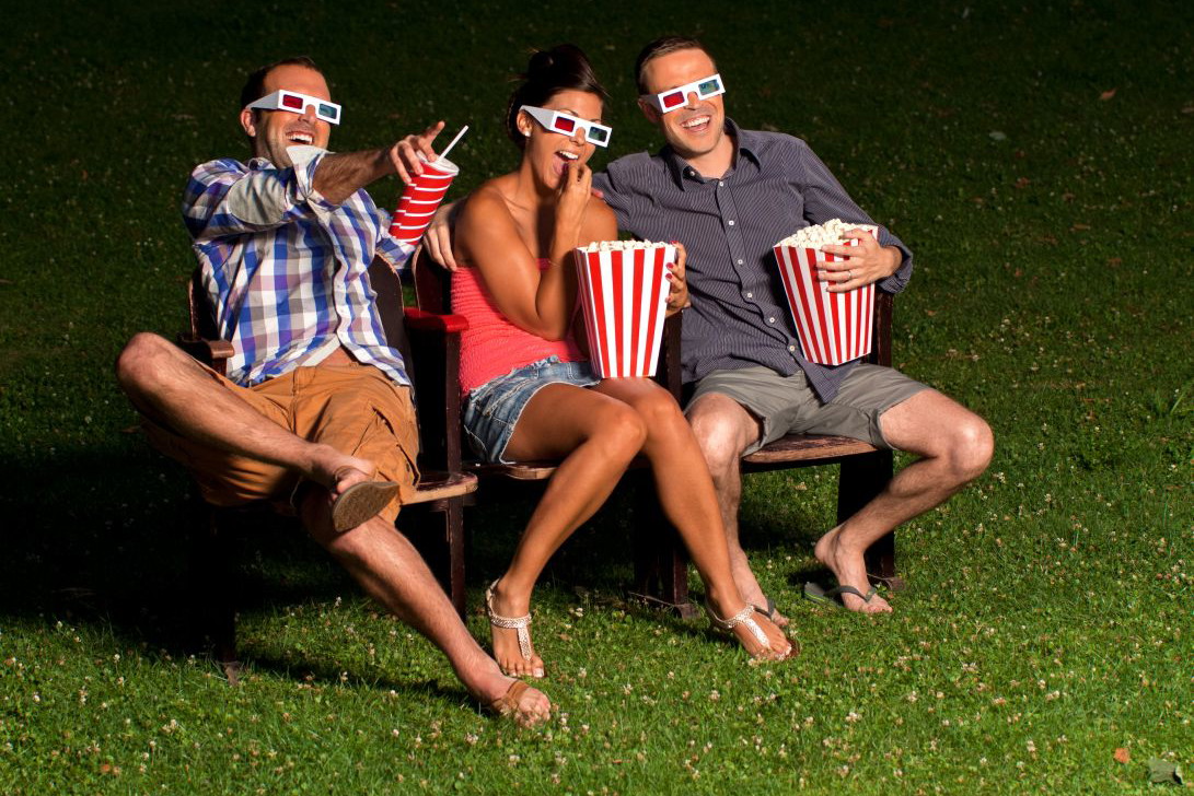 Filmowa stolica - filmy na weekend w plenerze