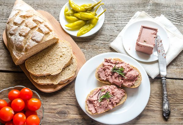 Pasty na kanapki - 7 przepisów