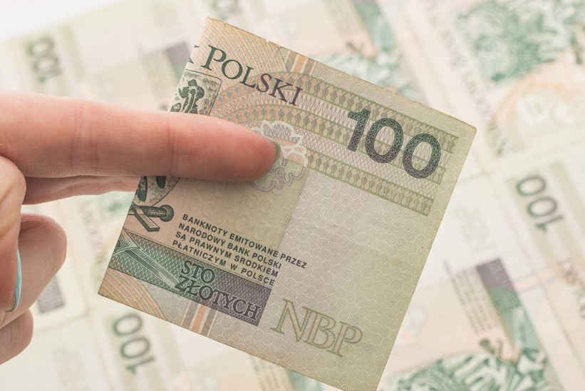 Jak pożyczać pieniądze z głową - poradnik