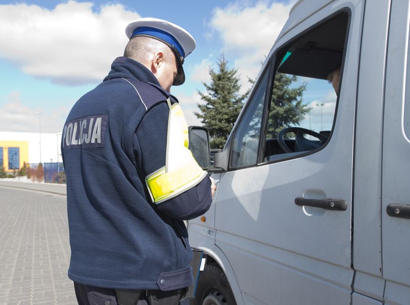 Nowe przepisy drogowe - zmiany w przepisach o ruchu drogowym od 18 maja 2015