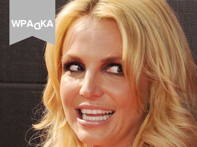 Britney Separs zaliczyła wpadkę na koncercie