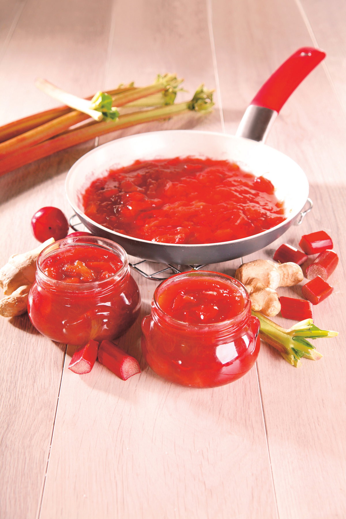 Dżem rabarbarowo-śliwkowy