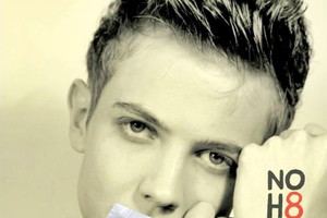 NOH8 - Mateusz Pirszel i Polska przeciwko dyskryminacji