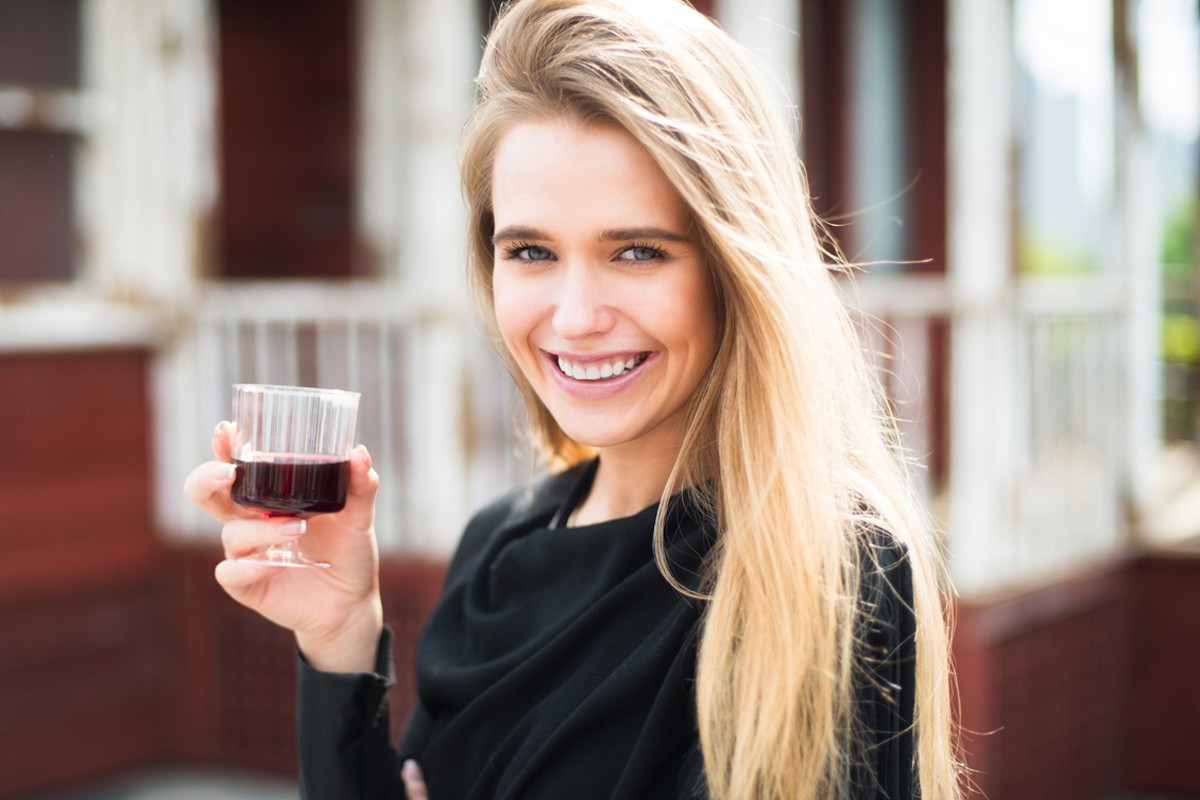Dlaczego warto pić czerwone wino?
