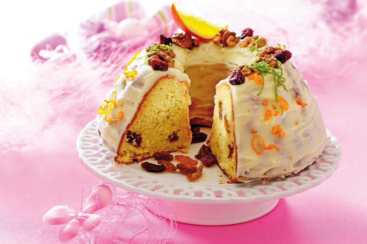Babka drożdżowa z delikatnym kremem z mascarpone