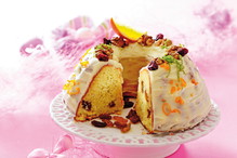Babka drożdżowa z delikatnym kremem z mascarpone