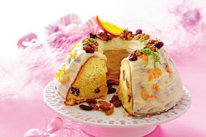 Babka drożdżowa z delikatnym kremem z mascarpone