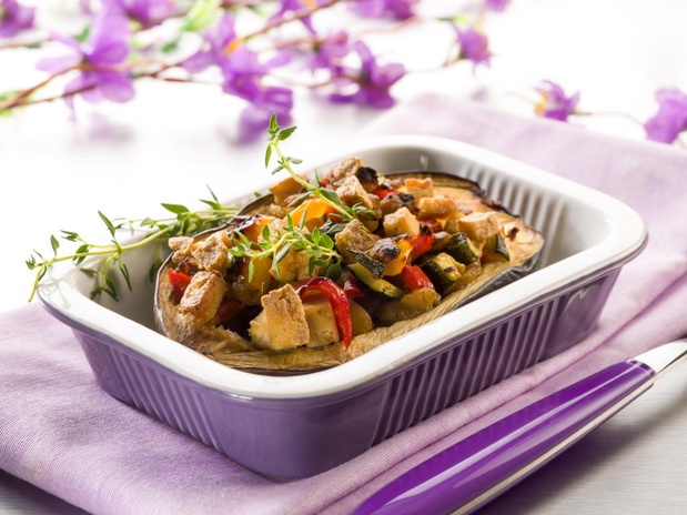 eggplant stuffed with tofu capsicum and zucchinis, veggie food