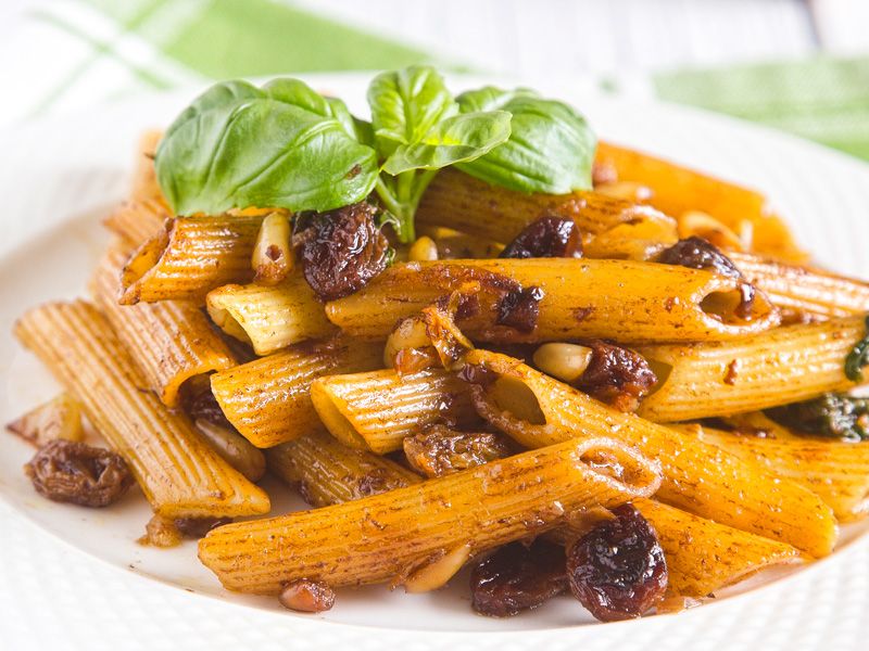 penne z anchois przepis, przepis na penne z anchois, makaron z anchois