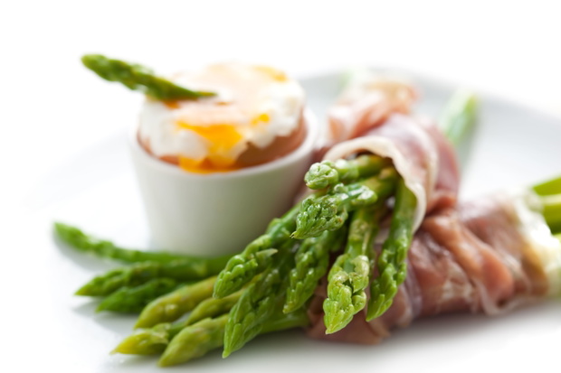 Asparagus ,egg and  ham
