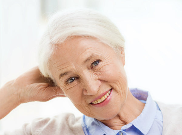 kobietababciaseniorseniorkasiwewlosy1-61bd3f2