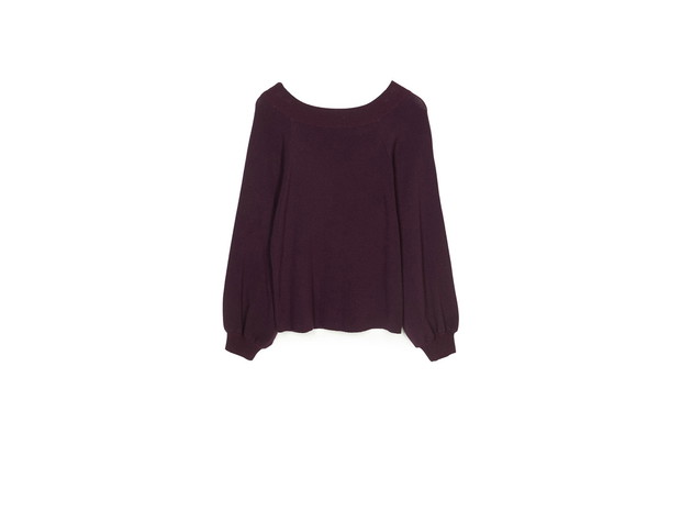 sweter w kolorze bakłażana, Stradivarius, cena: 75,90 zł