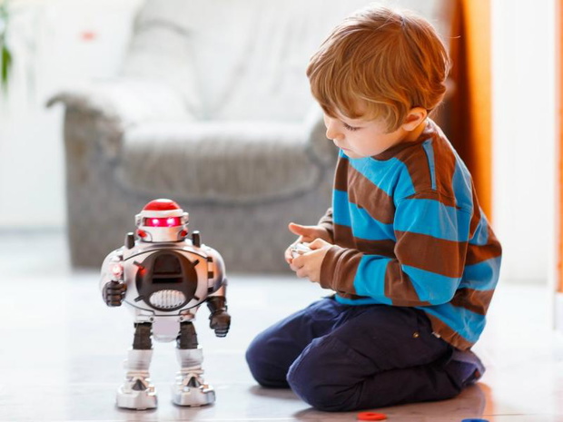 chlopiec-i-robot-2339961-0ead83b