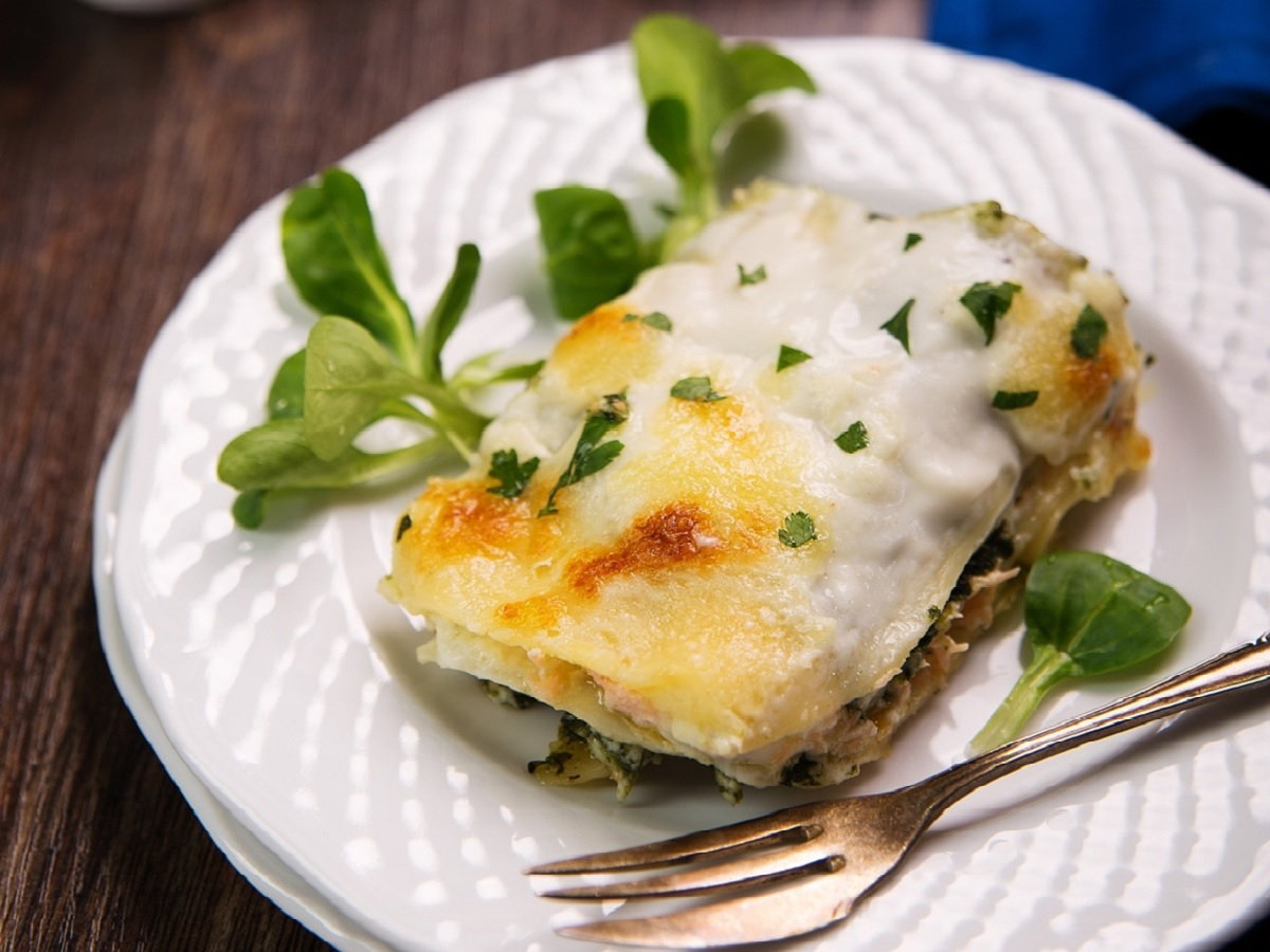 lasagne z sosem beszamelowym