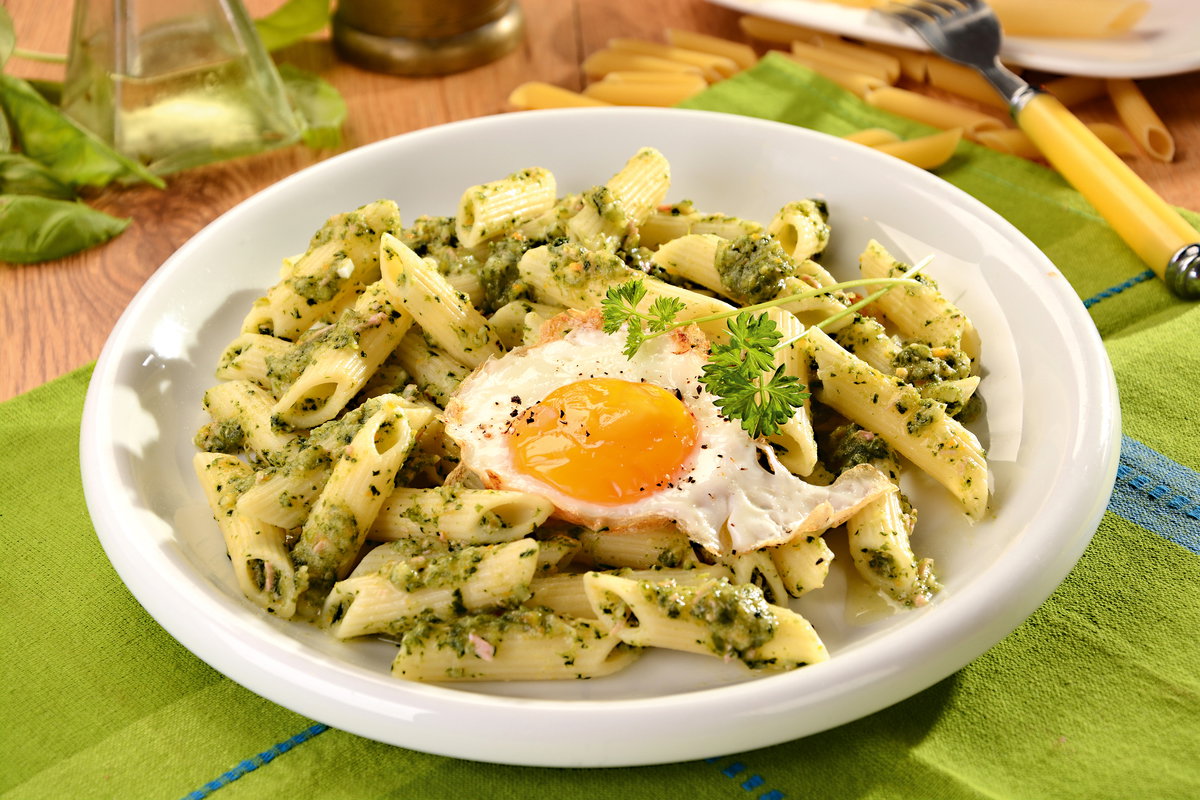 Penne ze szpinakowym sosem