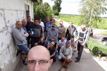 Bezdomni tworzą schronisko w Posadówku