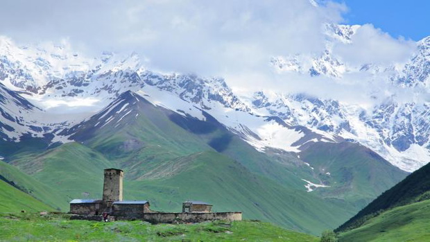 uszguli-swanetia-gruzja-2392756-5ee7919