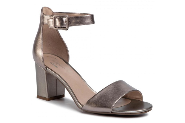 metaliczne-sandaly-clarks-2457436-f5d9b8f