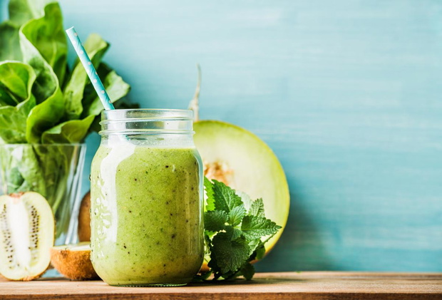 smoothie-z-jarmuzem-i-melonem-2479717-5b21a64
