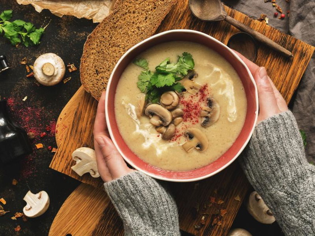 zupa-na-sylwestra-pieczarkowa-2478533-b80e166