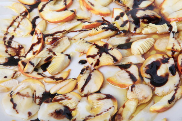 grzyby-na-surowo-carpaccio-2489409-402b2c9