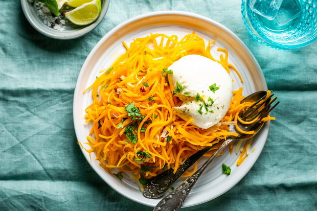 spaghetti-z-dyni-z-mozzarella-2491014-de58a86