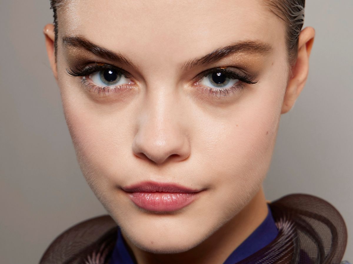 smoky eyes