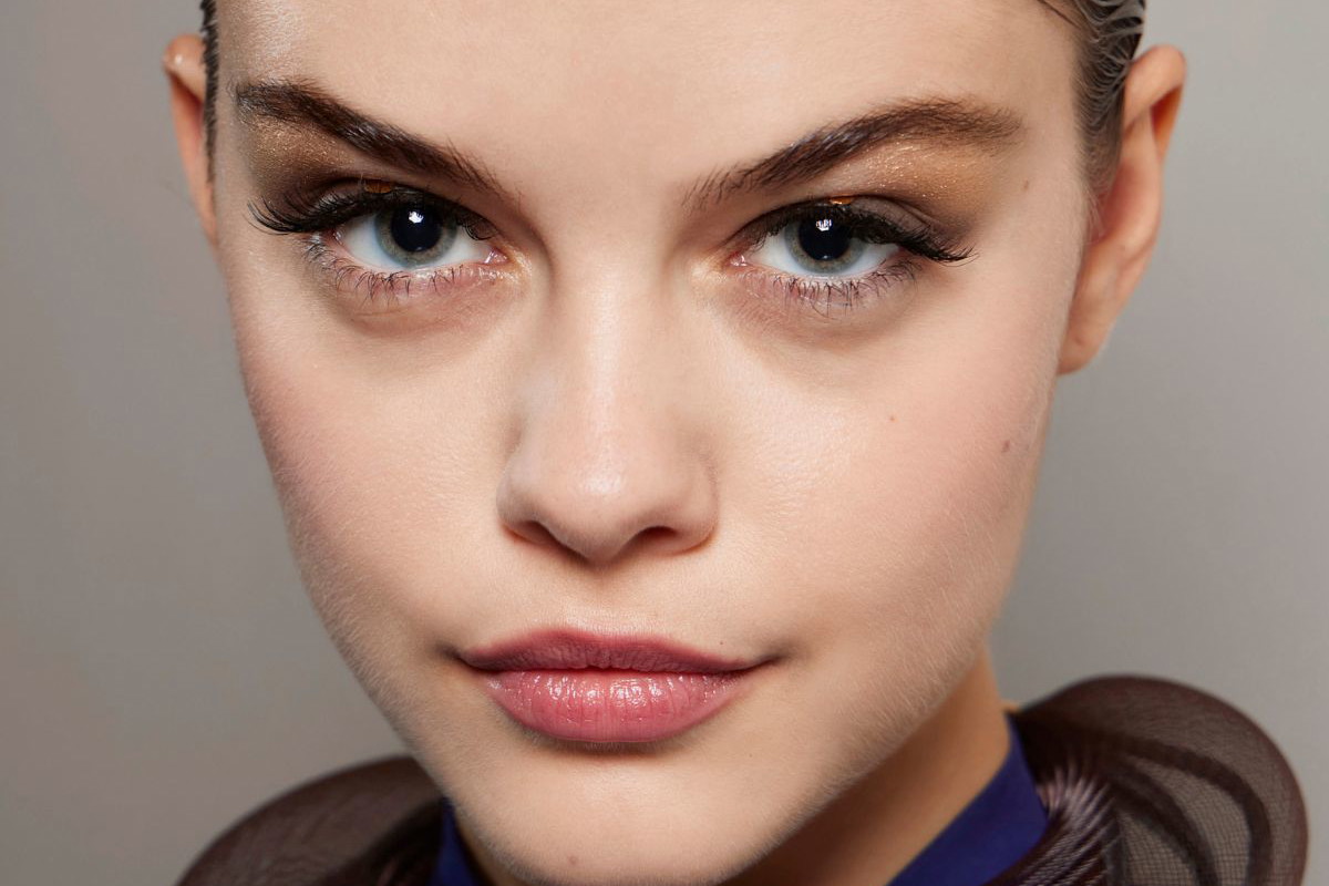smoky eyes