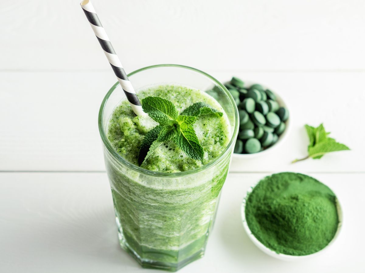 spirulina - koktajl na włosy, skórę i płaski brzuch