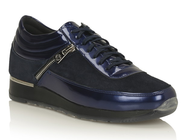 Buty sportowe z ozdobnymi suwakmi Kazar, cena ok. 249 zł