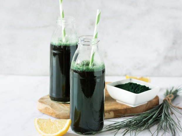koktajl-ze-spirulina-na-zmarszczki-2495040-a5b8b83