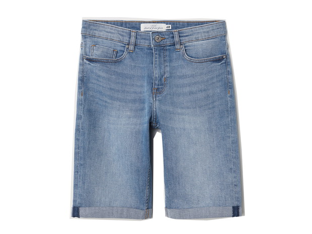 Denimowe spodenki do kolan H&M, cena ok. 99 zł