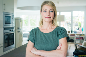 pewna siebie kobieta