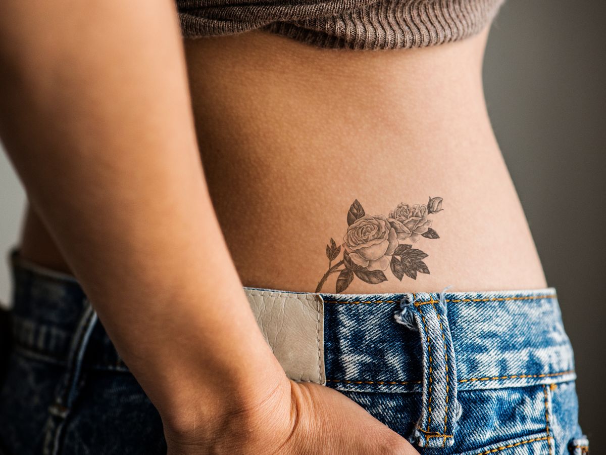 Najmodniejsze tatuaże damskie - inspiracje na wyjątkowe, eleganckie tatuaże na rękę i nie tylko