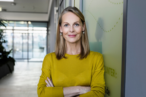 pewna siebie kobieta