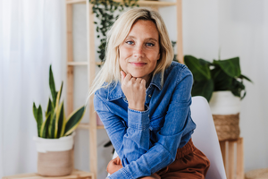 pewna siebie kobieta