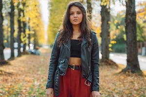 pewna siebie kobieta