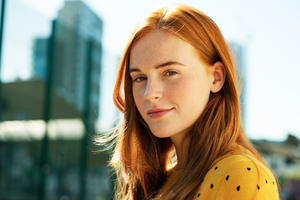 pewna siebie kobieta