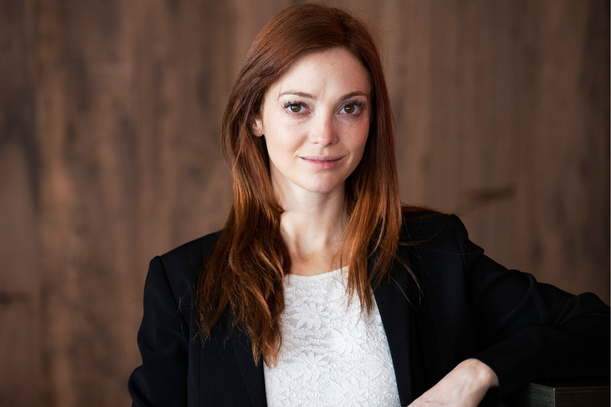 pewna siebie kobieta