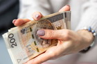 Unia Europejska ograniczy płatności gotówkowe